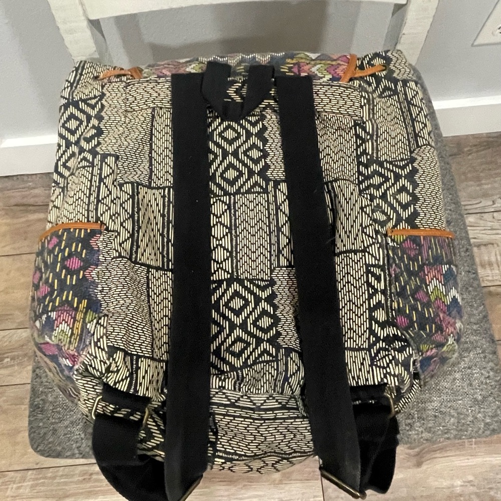 Mossimo Supply Co. Boho, slouchy hobo woven backpack with Tiger Face Embroidery - Picture 8 of 9